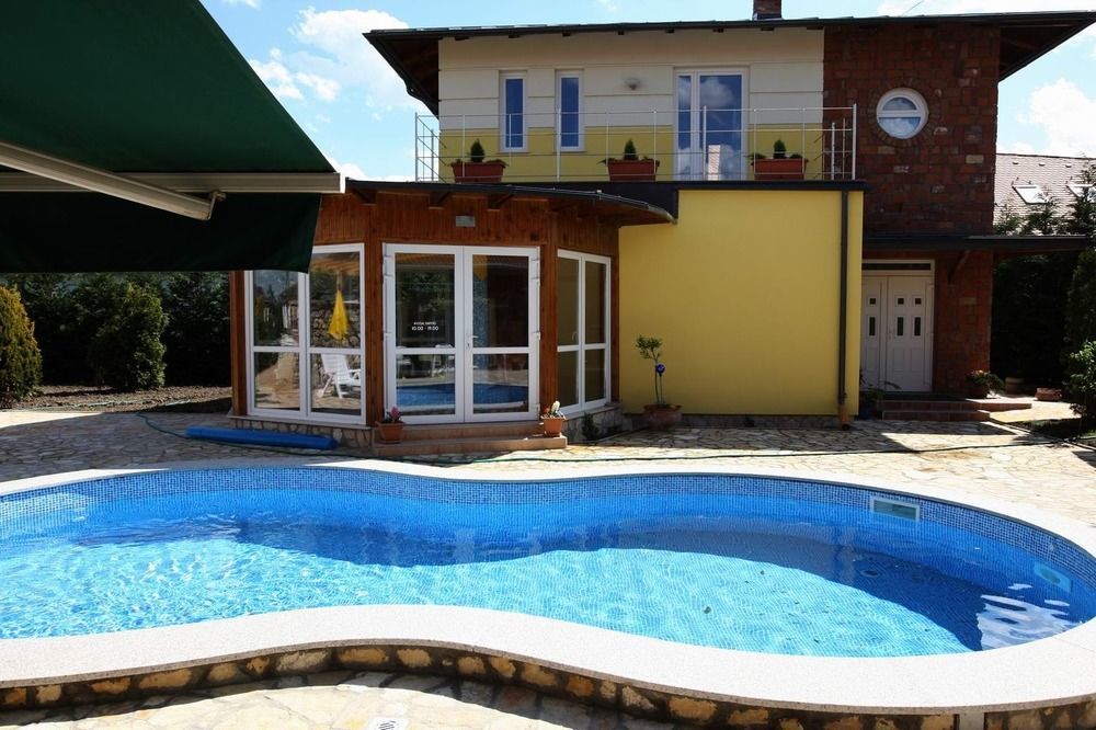 Gasthaus Joo-Wellness Pension Rabapaty Exterior photo